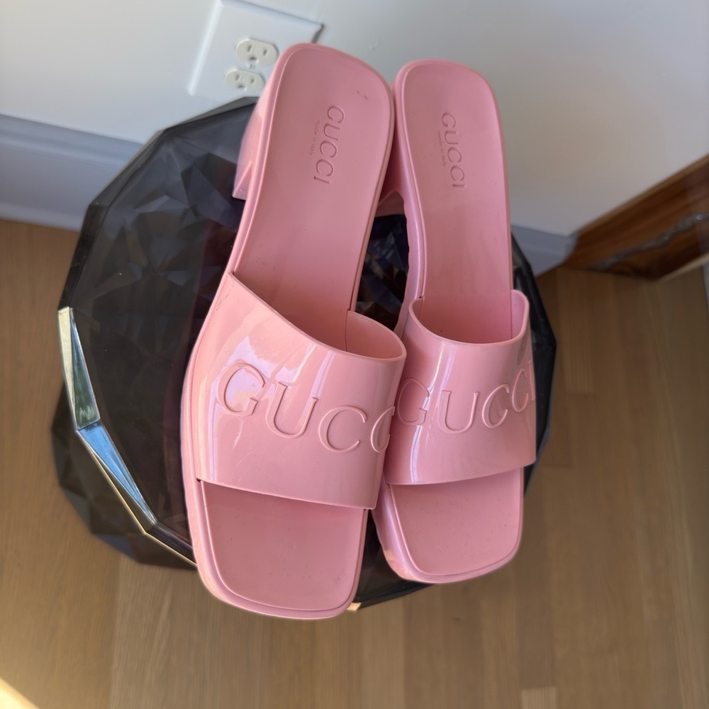 Gucci Rubber Gucci Logo Womens Platform Pink - Picture 4 of 7